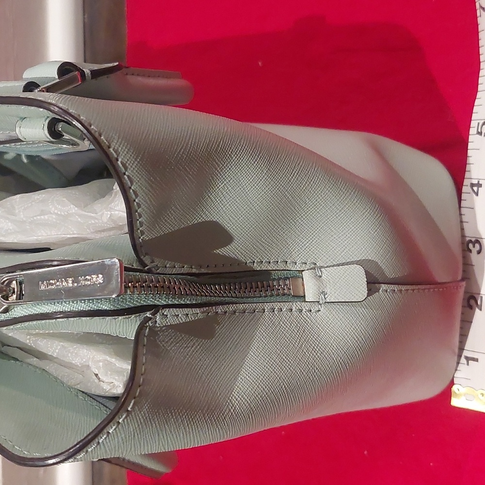 ❣️💫 MARK DOWN💫❣️ Michael Kors Bag - Picture 16 of 17